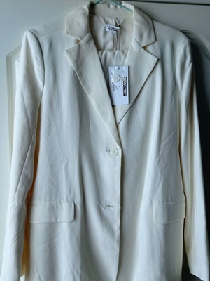 Suit new ecru About You limited, spring-summer