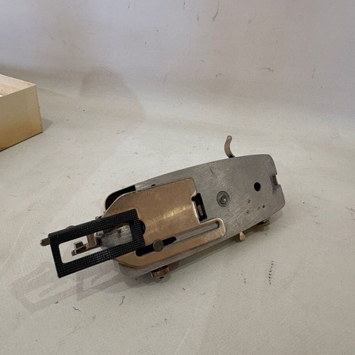 Singer sewing machine special stitch accessory used
