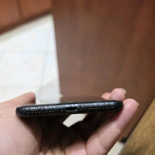 Iphone 7 Plus 128 GB used, in very good condition with screen protector