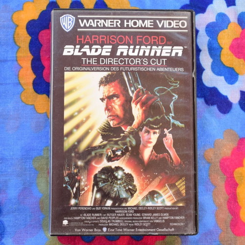Blade Runner The Director's Cut VHS like new, sci-fi masterpiece