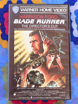 Blade Runner The Director's Cut VHS like new, sci-fi masterpiece