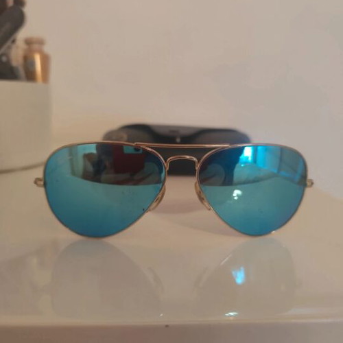 Ray Ban vintage sunglasses with blue mirrored lenses 58, like new