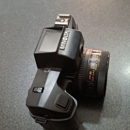 Minolta 35mm Analog Camera with External Flash like new