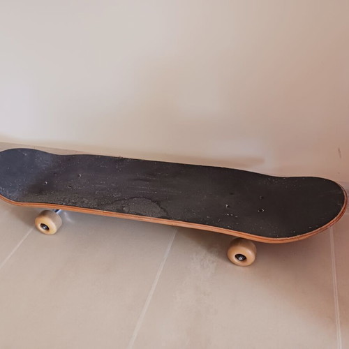 Spartan skateboard 79cm x 20cm