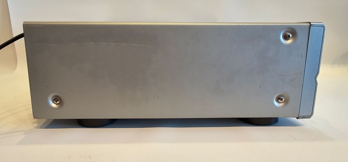 Denon AVR-1705 Home Cinema 8.1 Channel… - € 30,00 - Vendora.cy