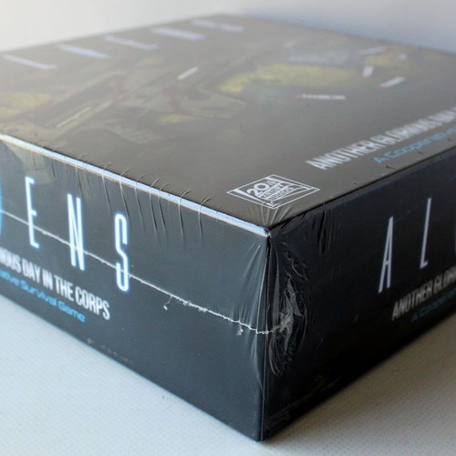 Aliens: Another Glorious Day In The Corps Survival Board Game GF9 new