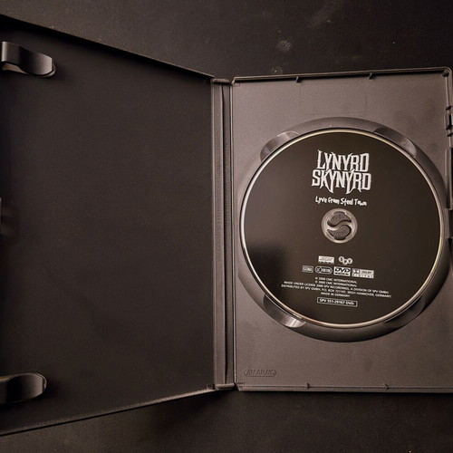 Lynyrd Skynyrd boxset used, CD and DVD collection