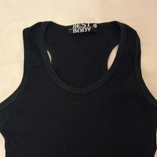 Black Rib Tank Top Best Body size S like new