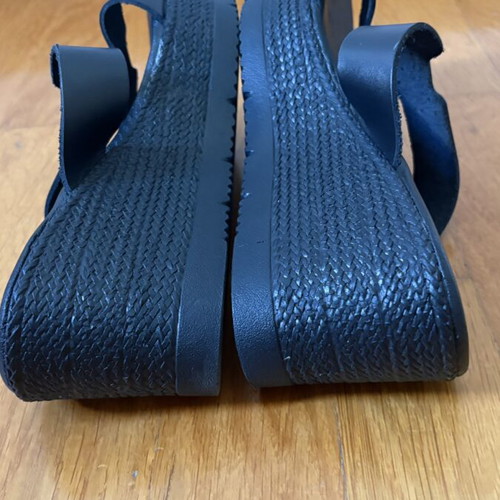 Leather platform sandals black size 37.5, like new, handmade