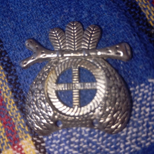 Metal vintage decorative badge emblem like new