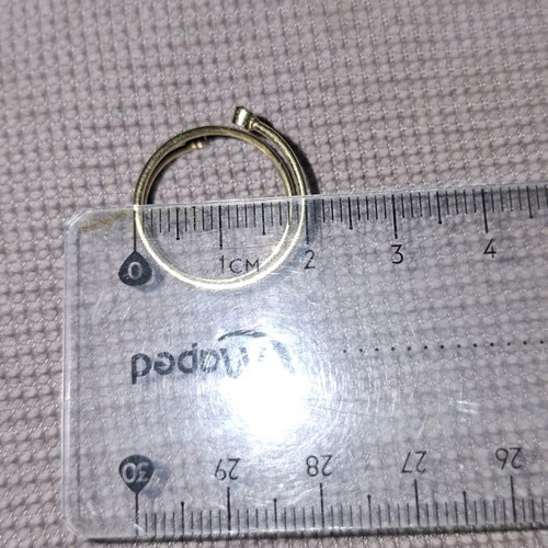 Silver 925° gold plated ring like new with green stone