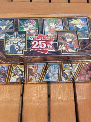 Yu-Gi-Oh! 25th Anniversary thin box