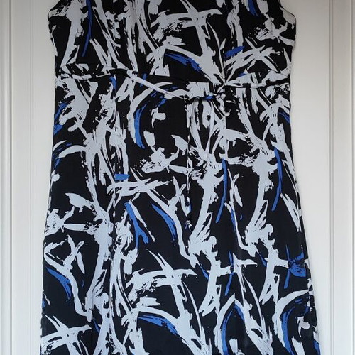 Sleeveless Karina Dress like new, abstract black white blue print, size 42
