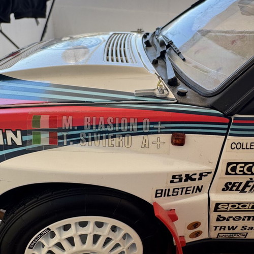 Lancia Delta Integrale 1/8 scale model new with 100 issues