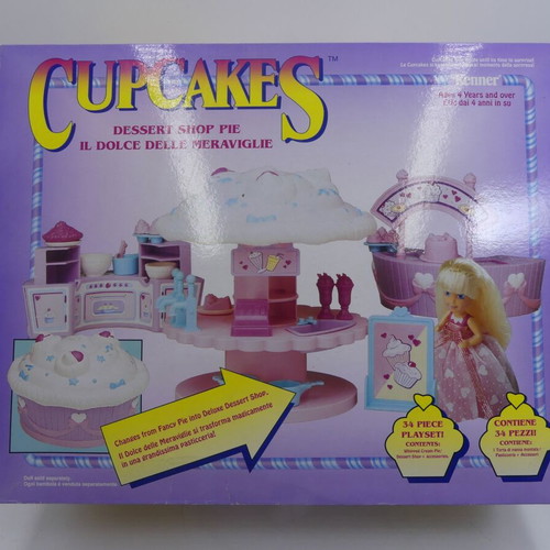 Cupcakes Dessert Shop Pie Set Kenner new