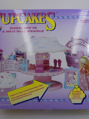 Cupcakes Dessert Shop Pie Set Kenner new