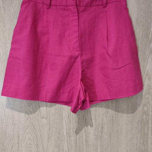 Zara shorts like new, size M