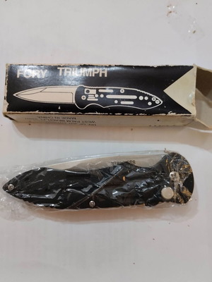 Fory Triumph πτυσσόμενος σουγιάς καινούργιος