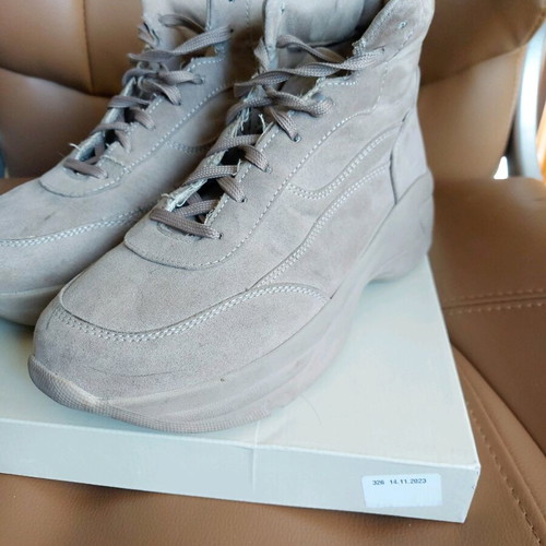 Pull & Bear sneakers size 38 like new
