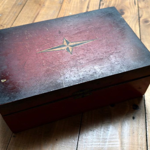 Vintage Decorative Wooden Jewelry Box with Starburst Design