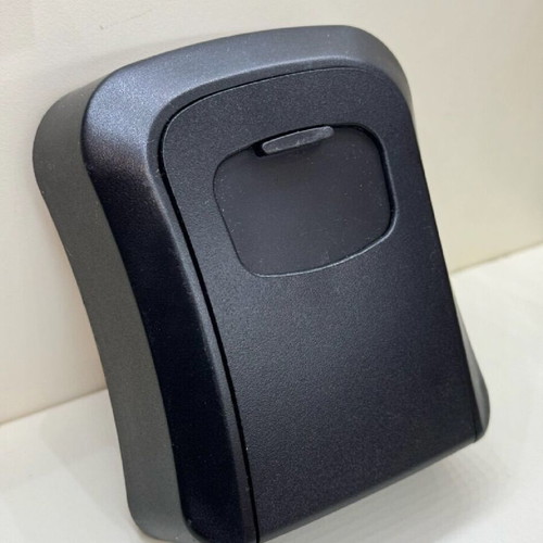 Key Safe with Combination Lock like new