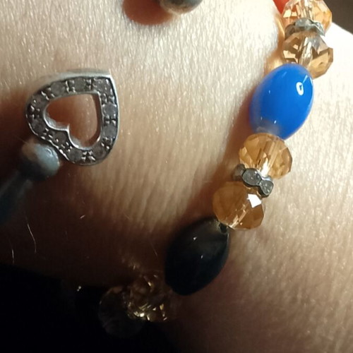 Silver 950 cuff bangle with heart motif and stones