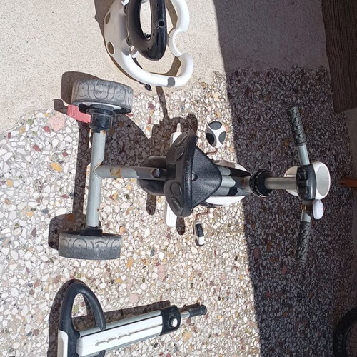 Smart Bike tricycle used with safety belt and steering stick