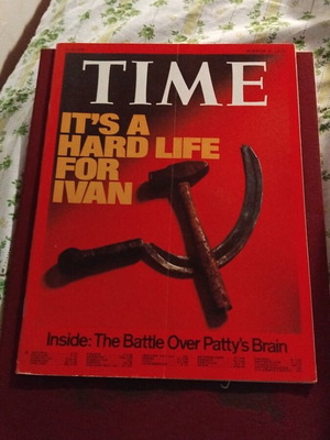 Time Europe Magazine 1976 like new, collectible