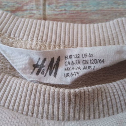 H&M Minnie Mouse kids shirt used, size 6/7