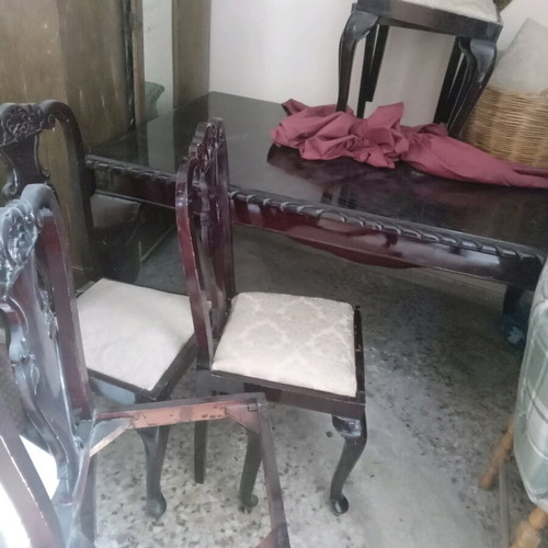 Old dining set with 5 chairs used