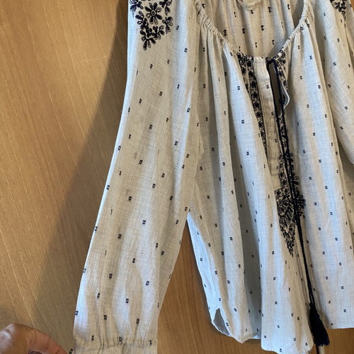 Zara embroidered shirt with puff sleeves, new, size L