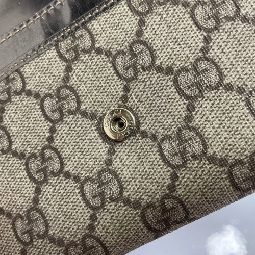 Gucci canvas wallet used, beige, 4 card slots, coin compartment