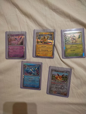 Pokemon TCG Prismatic Evolution set like new