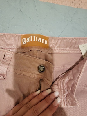 Galliano jeans like new, dusty pink satin details, size M
