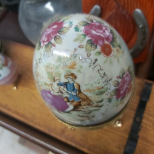 Decorative Limoge Egg like new, 20x15 cm, hinged
