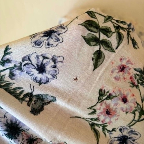 H&M women's blouse like new, size L, white with floral pattern
