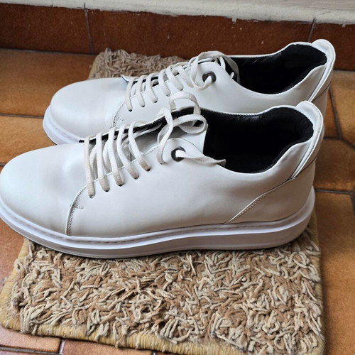 Fenomilano men's sneakers white size 43 like new