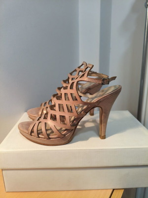 Bournazos Gladiator Style Leather Heels Pudra Size 38 Like New