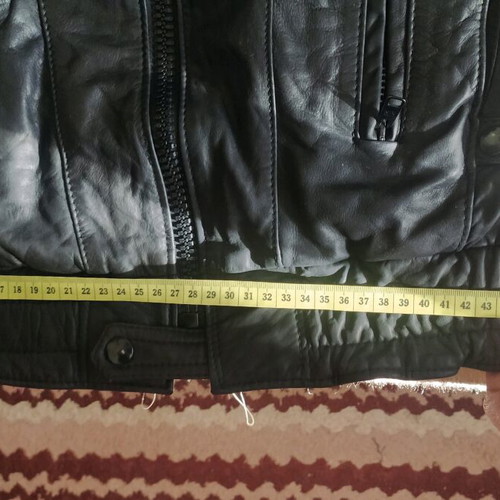 Pier One men's leather jacket size 52 like new black