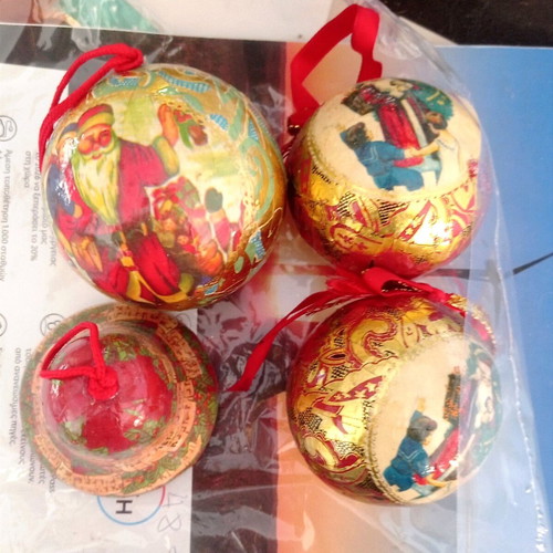 Vintage Christmas ornaments used, pack of 4, pressed paper