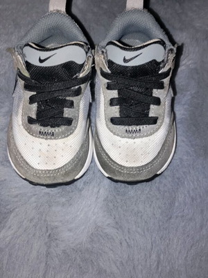 Nike Waffle One baby shoes like new