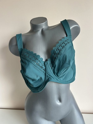 Swimsuit Top 2XL New, Green, Size EUR 50