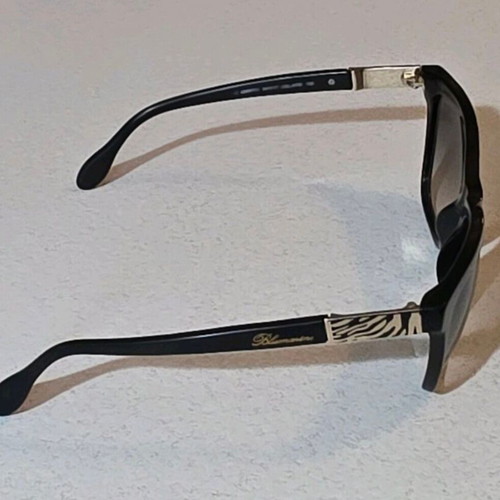 Blumarine sunglasses like new, black, made in Italy