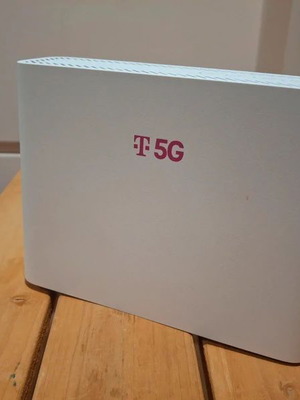 TCL HH515LM 2xN78 5G router καινούργιο, AX3000 WiFi6, διπλές μπάντες N78