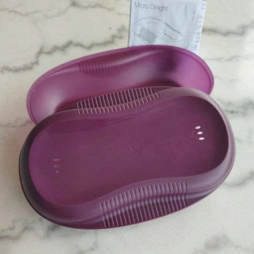 Tupperware Micro Delight microwave cooking container new, purple