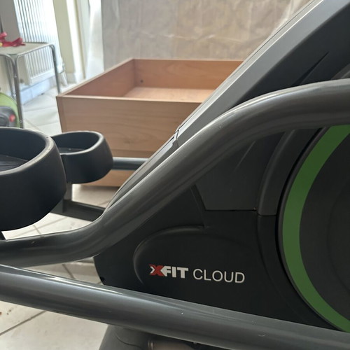 Cloud elliptical fitness machine