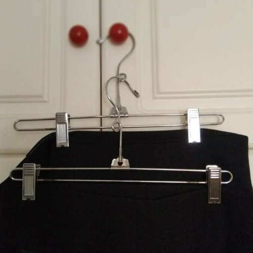 Metal trouser hangers like new, pack of 10