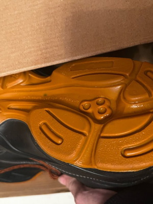 Work Shoes size 44 new, waterproof, anti-slip with steel toe