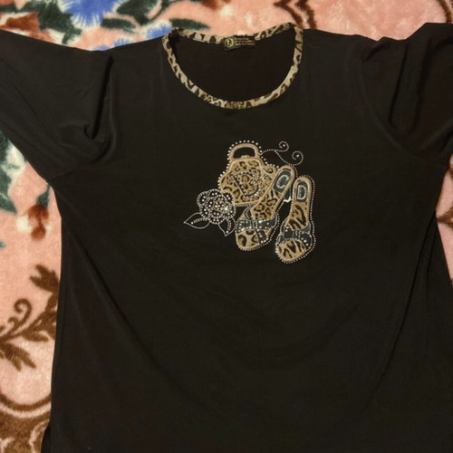 Black blouse XL like new, barely worn