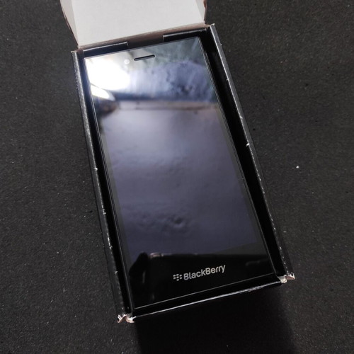 BlackBerry Leap STR100-1 smartphone new with accessories